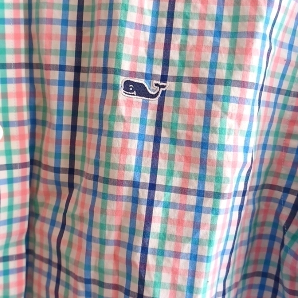 VINEYARD Vines Casual Button Up Shirt. - Picture 2 of 4